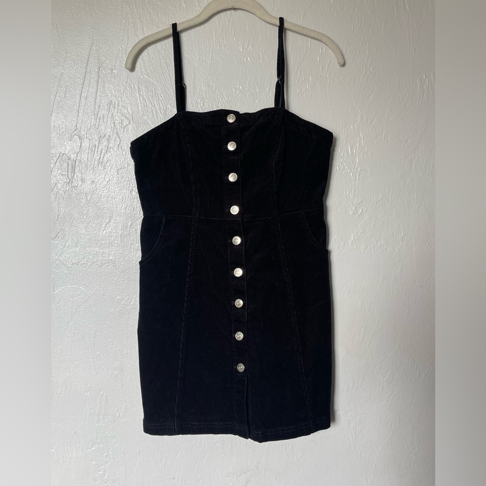 Love Tree Black‎ Mini Dress with Button Detail